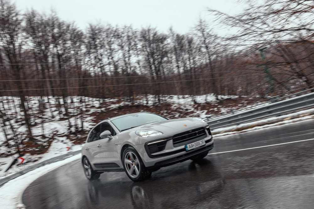 2024 Porsche Macan S